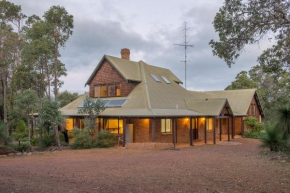 A Hidden Bush Delight, Dunsborough